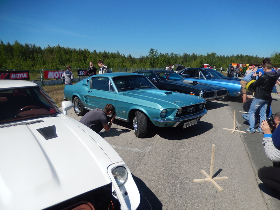 1972 ford mustang