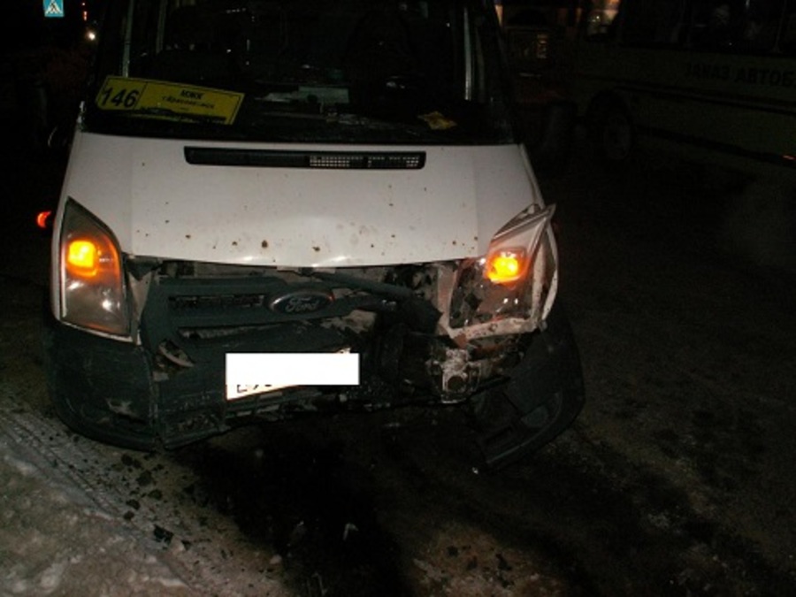 В Краснокамске в столкновении автомобилей пострадали 4 пассажира автобуса