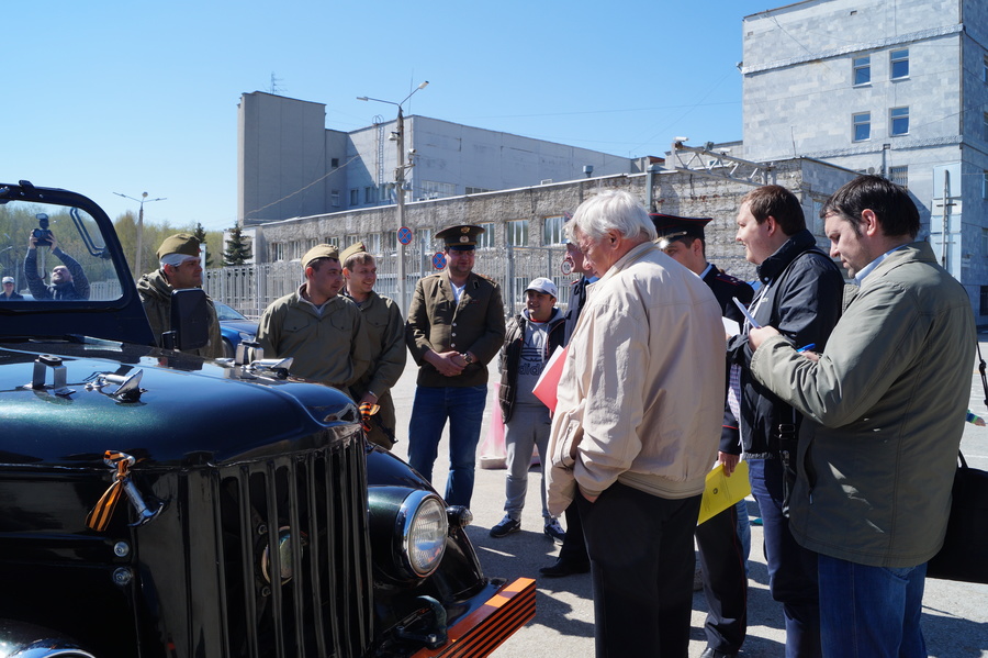 Пермские автолюбители украсили свои машины к Дню Победы