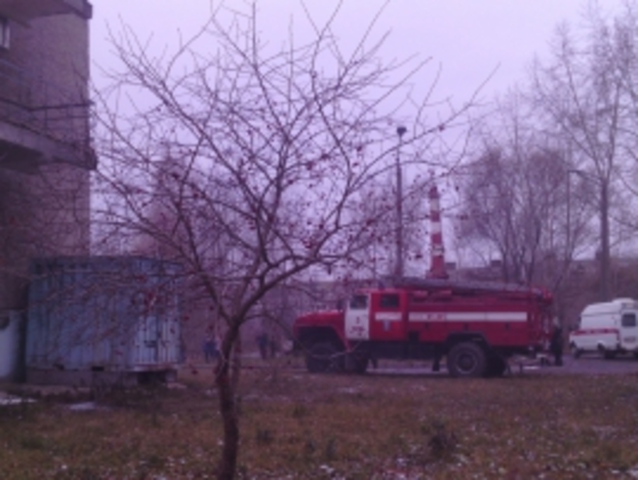 В Орджоникидзевском районе Перми возник пожар в школе - фото 1
